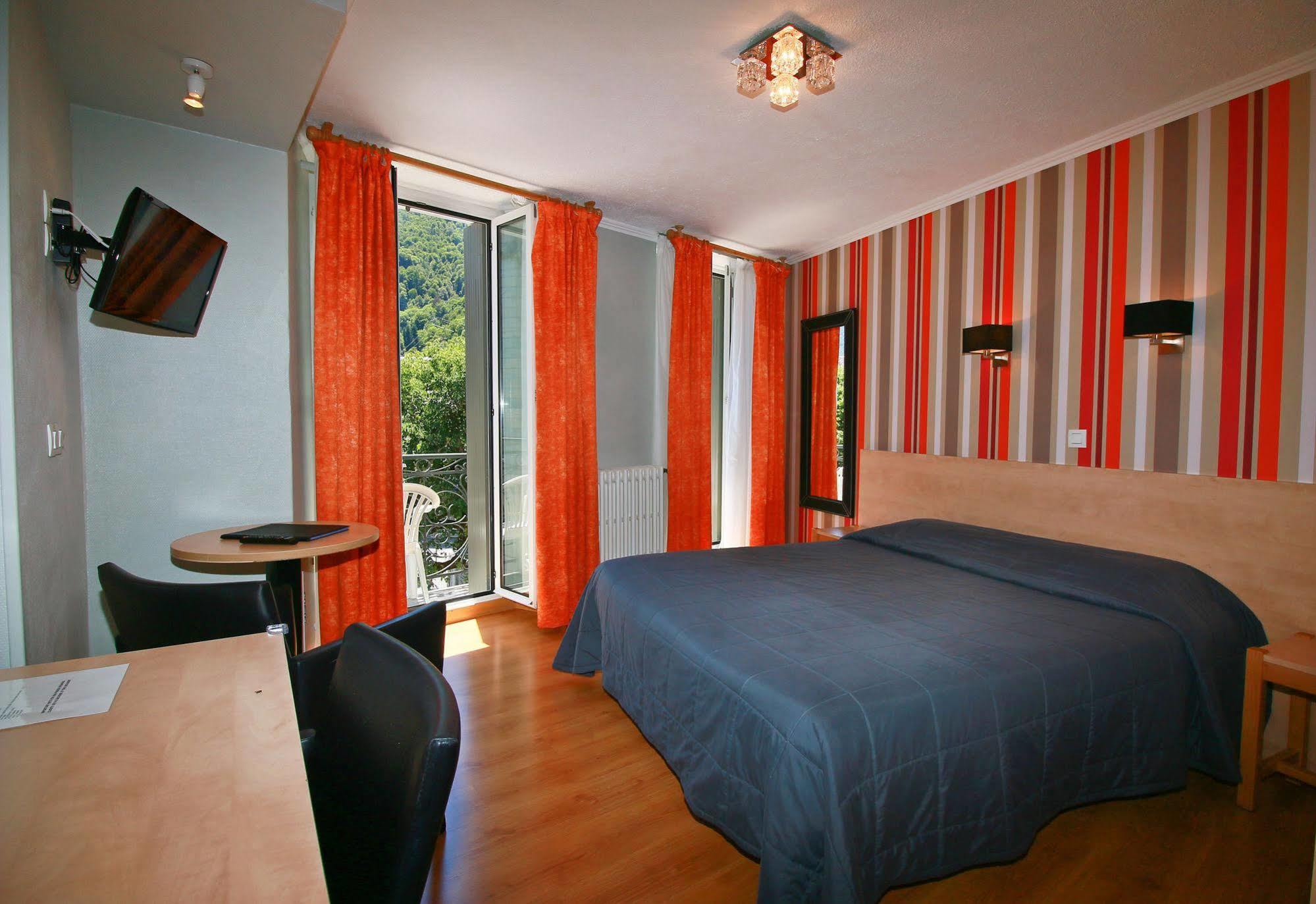Hotel Panoramic Bagneres-de-Luchon Exterior photo