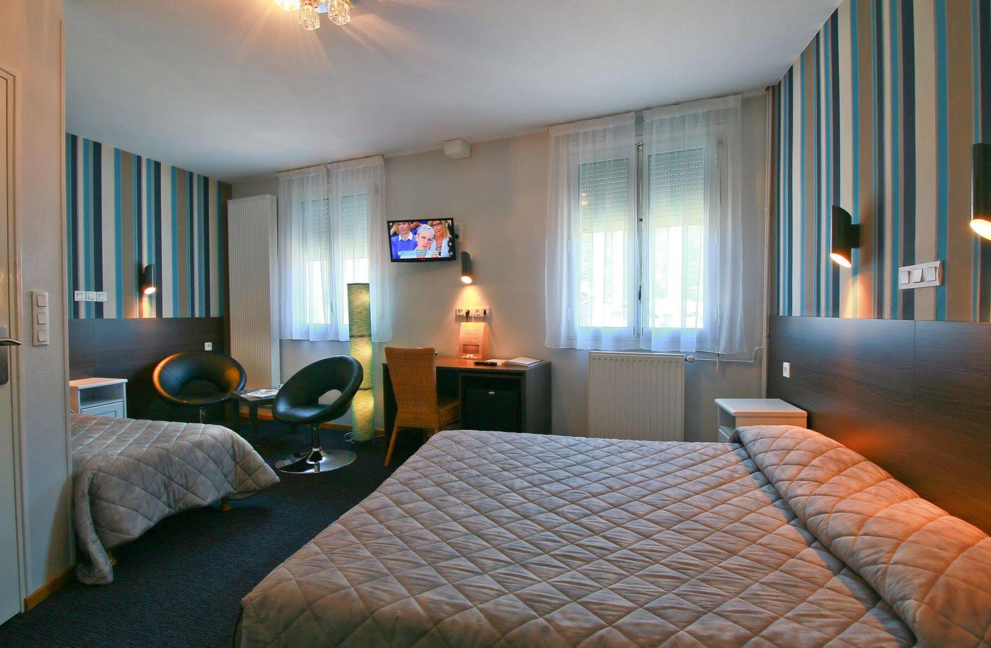 Hotel Panoramic Bagneres-de-Luchon Exterior photo