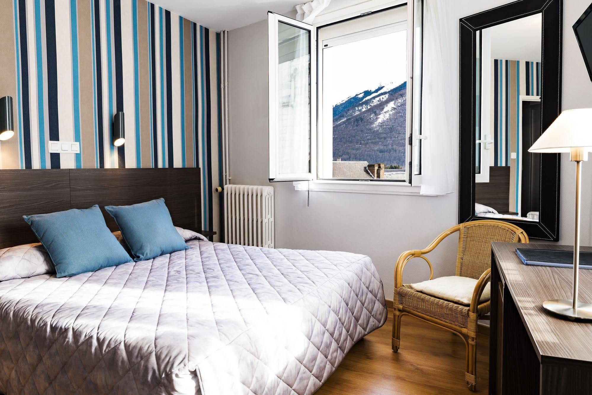 Hotel Panoramic Bagneres-de-Luchon Exterior photo