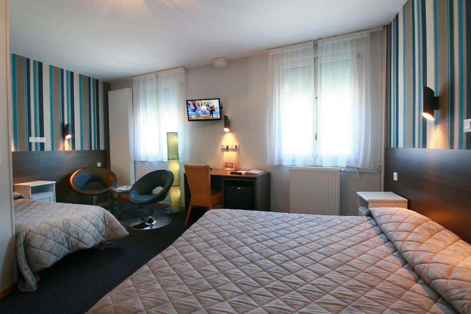 Hotel Panoramic Bagneres-de-Luchon Exterior photo